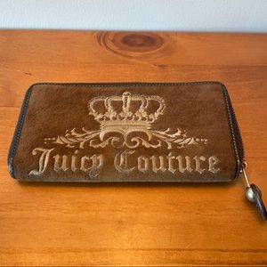 Vintage juicy zip around wallet